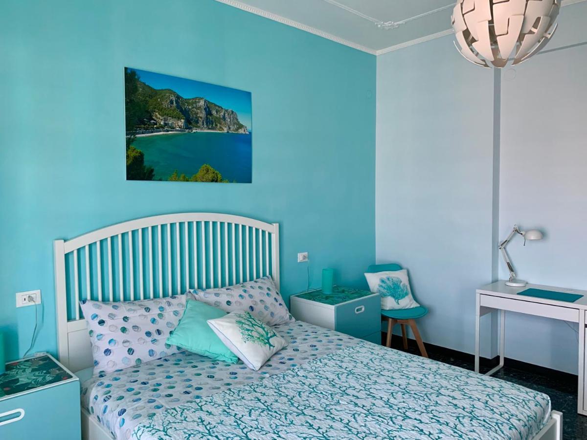 Biker'S Blue Cove Apartman Finale Ligure Kültér fotó