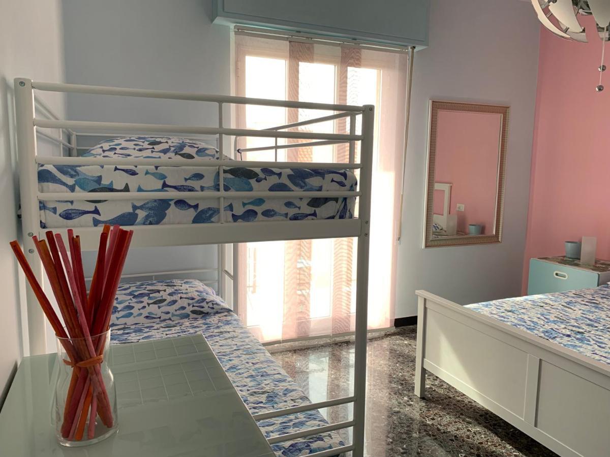 Biker'S Blue Cove Apartman Finale Ligure Kültér fotó